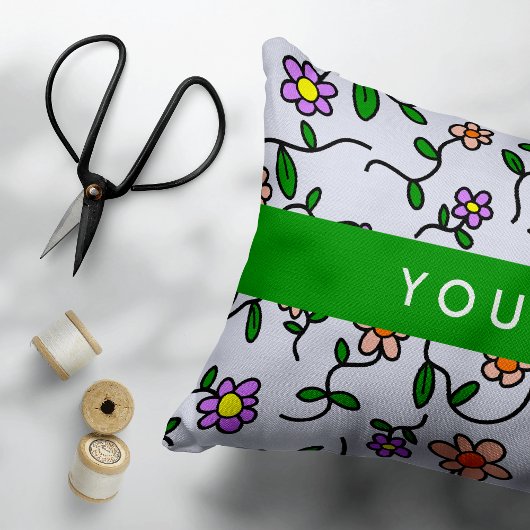 カラフル花、青い背景、緑 アクセントクッション