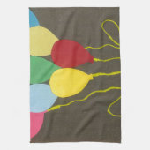 カラフル誕生日バルーンのグラフィックアートデザイン キッチンタオル (縦)