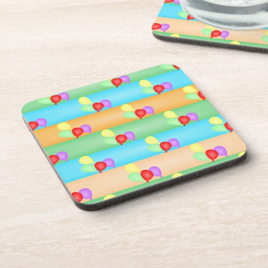 カラフル誕生日バルーンのパターン コースター (左側)