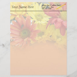 カラフル赤、黄色、オレンジ色のデイジーの結婚花 レターヘッド