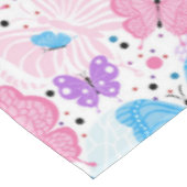 カラフル飛んでいる蝶 テーブルクロス (アングル)