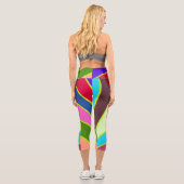 カラフル鮮やかレインボーストライプズの生地パターン カプリレギンス (裏面)