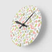 カラフル鳥付き背景オーナメント ラウンド壁時計 (傾斜)