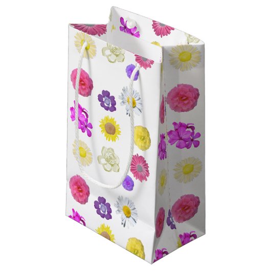カラフル黄，白，ピンク，紫の花 スモールペーパーバッグ (正面アングル)