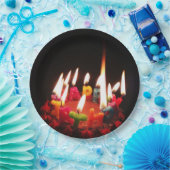 カラフル、LitCの"ハッピーバースデー"の蝋燭、暗室 ペーパープレート (パーティー)