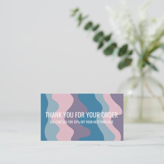 カラフルQRコードストライプソーシャルメディアありがとう 名刺 (スタンド正面)