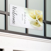 カラユリと文字宇宙 横断幕 (ビルの外側)