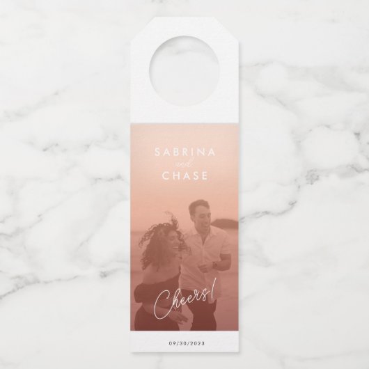 カラーオーバーレイ赤面結婚のフォトワインラベル ボトルネックタグ (正面)