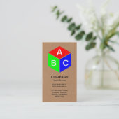 カラーキューブ – イニシャル – 段ボール 名刺 (スタンド正面)