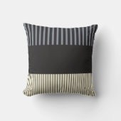 カラーストライプポップ・アートのカラー – ブラック、グレー、クリーム クッション (正面)