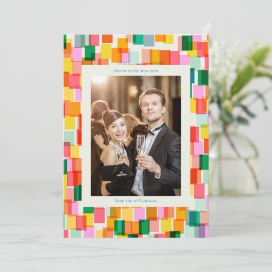 カラーブロックのコンフェッティ お祝いの現代的な新年 シーズンカード (スタンド正面)