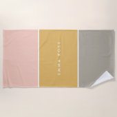 カラーブロックピンク金ゴールドグレーストライプモノグラム ビーチタオル (正面)