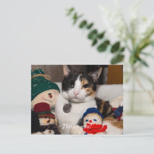 カリコねこが雪だるまにハグする感謝を伝えるポストカード ポストカード (スタンド正面)