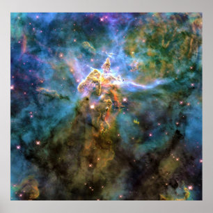 カリナ星雲の神秘的な上昇ガスの山 ポスター