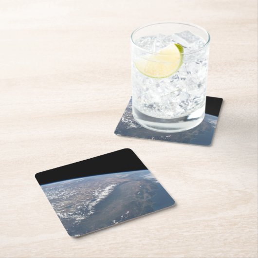 カリフォルニアとネバダは宇宙から見た。 スクエアペーパーコースター (インサイチュ)