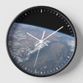 カリフォルニアとネバダは宇宙から見た。 壁時計 (正面)