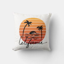 カリフォルニアとレトロなヴィンテージの夕日