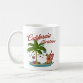 カリフォルニアのクリスマスパームツリーとトナカイ コーヒーマグカップ (左)