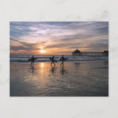 カリフォルニアのサーファーズアットサンセット ポストカード (正面)