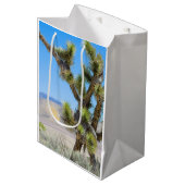 カリフォルニアのジョシュア・ツリー ミディアムペーパーバッグ (正面アングル)