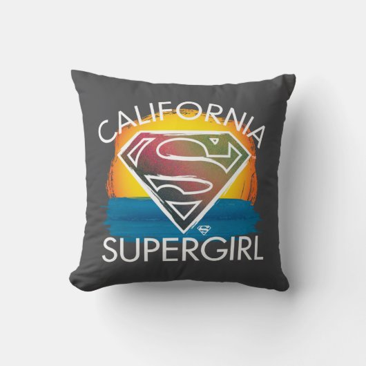 カリフォルニアのスーパーガールサンセットグラフィック クッション (正面)