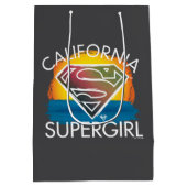 カリフォルニアのスーパーガールサンセットグラフィック ミディアムペーパーバッグ (裏面)