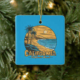 カリフォルニアの夕日が沈むビーチのレトロシーン セラミックオーナメント