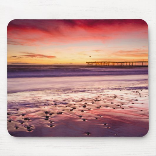 カリフォルニアの夕焼けの海岸風景と桟橋 マウスパッド (正面)