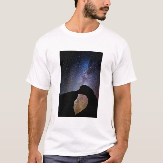 カリフォルニアの夜の天の川 Tシャツ (正面)