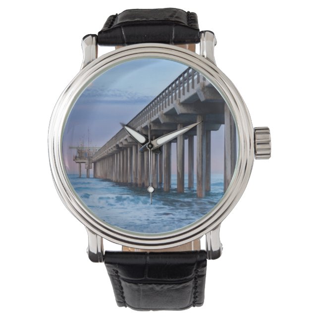 カリフォルニアの桟橋の上の満月 腕時計 (正面)