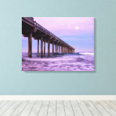 カリフォルニアの桟橋の上の紫色の夜明け キャンバスプリント (インサイチュ (ウッドフロア))