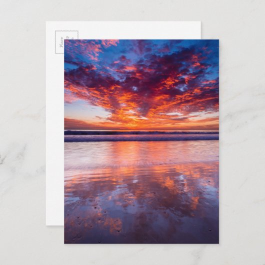 カリフォルニアの海の上の赤い夕日 ポストカード (正面/裏面)