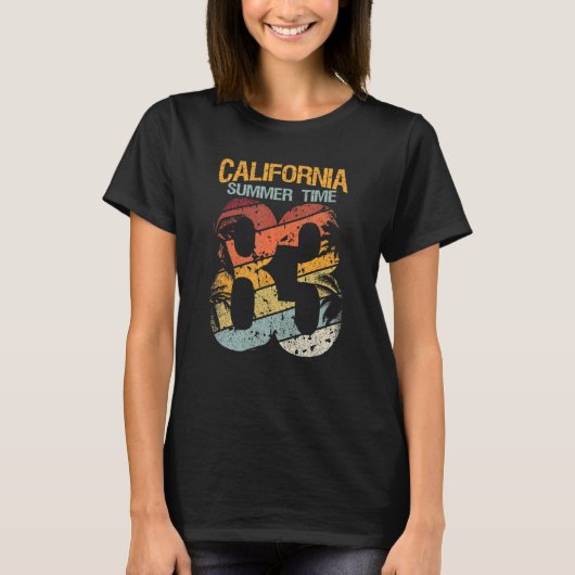 カリフォルニアサマータイム83ビーチサンタクルーズサーフィン Tシャツ (正面)