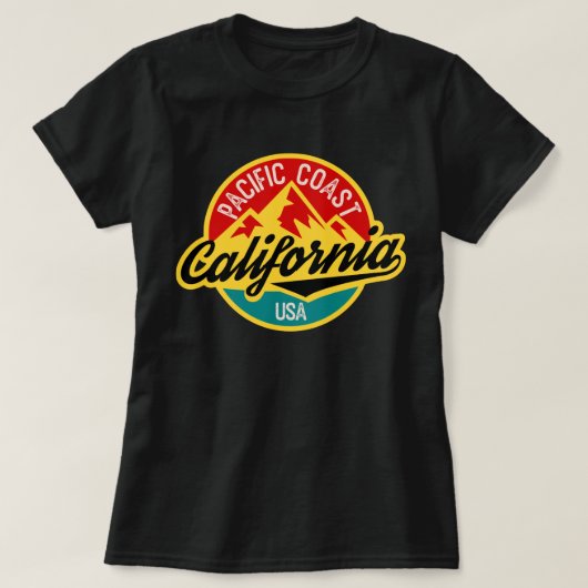 カリフォルニアバッジレタリングヴィンテージ冒険 Tシャツ (デザイン正面)