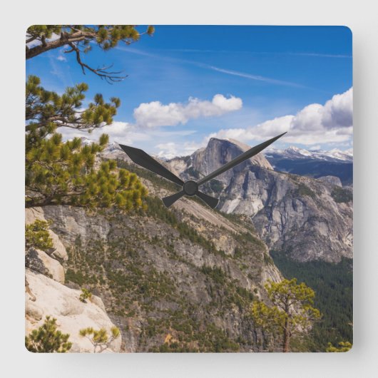 カリフォルニア州のハーフドームの風景 スクエア壁時計 (正面)