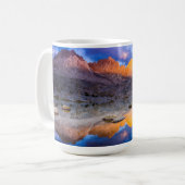 カリフォルニア州の山の反射 コーヒーマグカップ (正面左)