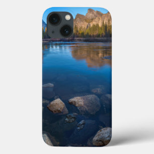 カリフォルニア州アメリカヨセミテバレービュー2 iPhone 13ケース