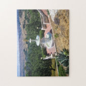 カリフォルニア州サンシメオンのハースト城から眺める ジグソーパズル (縦)