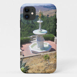 カリフォルニア州サンシメオンのハースト城から眺める iPhone 11 ケース