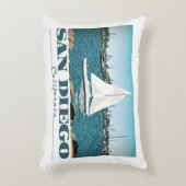 カリフォルニア州サンディエゴスペインのランディング アクセントクッション (正面(垂直))