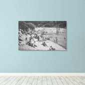 カリフォルニア州サンディビーチモンテリオでの典型的な一日 キャンバスプリント (インサイチュ (ウッドフロア))