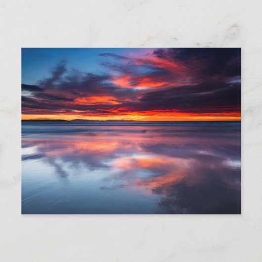 カリフォルニア州チャンネル諸島上空の夕日 ポストカード (正面)