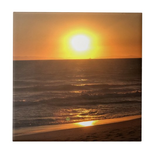 カリフォルニア州ニューポートビーチの夕日 タイル (正面)