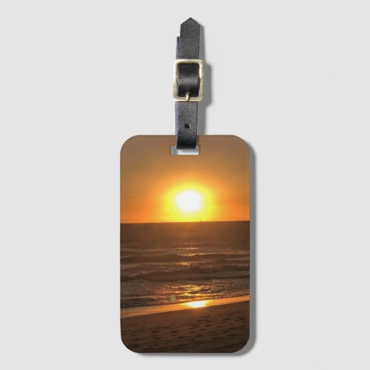 カリフォルニア州ニューポートビーチの夕日 ラゲッジタグ (正面縦)