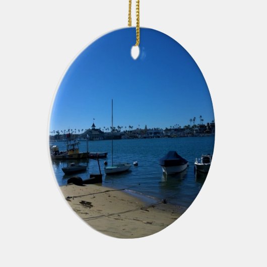カリフォルニア州ニューポートビーチ、バルボア島からの眺め セラミックオーナメント (右)