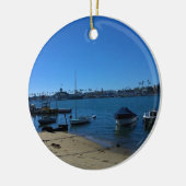 カリフォルニア州ニューポートビーチ、バルボア島からの眺め セラミックオーナメント (左)