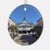 カリフォルニア州ニューポートビーチ、バルボア・パビリオン セラミックオーナメント (左)