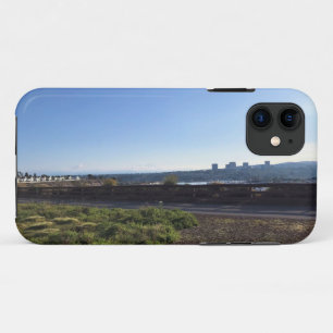 カリフォルニア州ニューポートビーチ、Castaways Parkから表示 iPhone 11 ケース