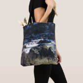 カリフォルニア州ハイフォークで冬の時間… トートバッグ (クローズアップ)