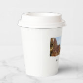 カリフォルニア州ビショップ 紙コップ (右)